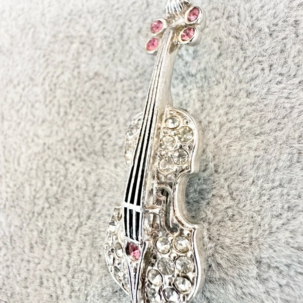 Vintage Silver Tone Violin Musical instrument Clear/Pink Rhinestone Brooch Pin - Picture 4 of 6